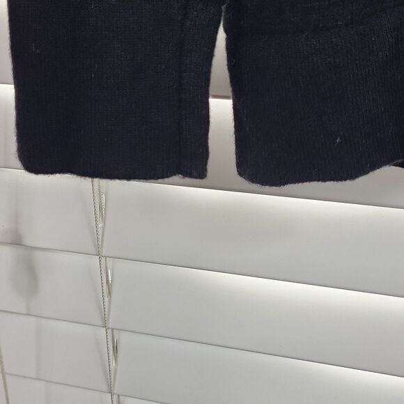 Banana Republic Black V-Neck Pullover with fine italian yarn by FILPUCCI.Size S - Picture 4 of 7